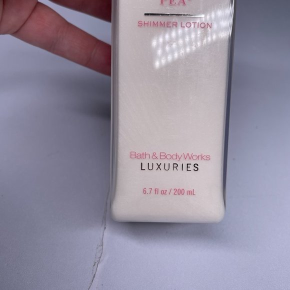 Bath & Body Works Sweet Pea Shimmer Lotion 6.7 oz Shea Rare Discontinued Retired - Picture 3 of 6